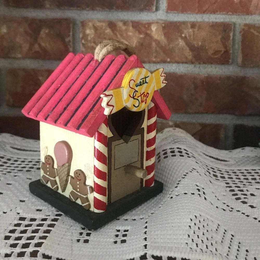 Rare 1970’s Handmade Sweet Gingerbread Birdhouse